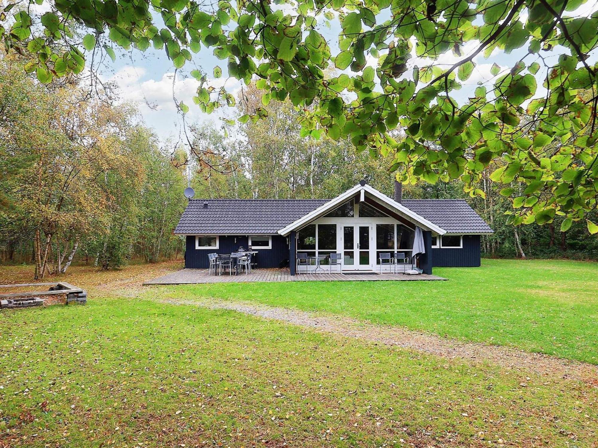Four-Bedroom Holiday Home In Vaeggerlose 8 Bøtø By Екстериор снимка